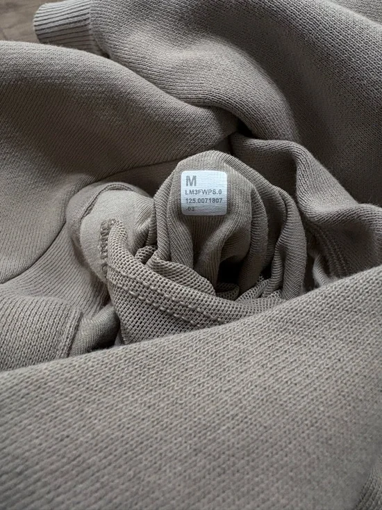 Lululemon Steady State “For All Runners” Graphic Pullover Hoodie Tan Size Medium - Picture 5 of 7